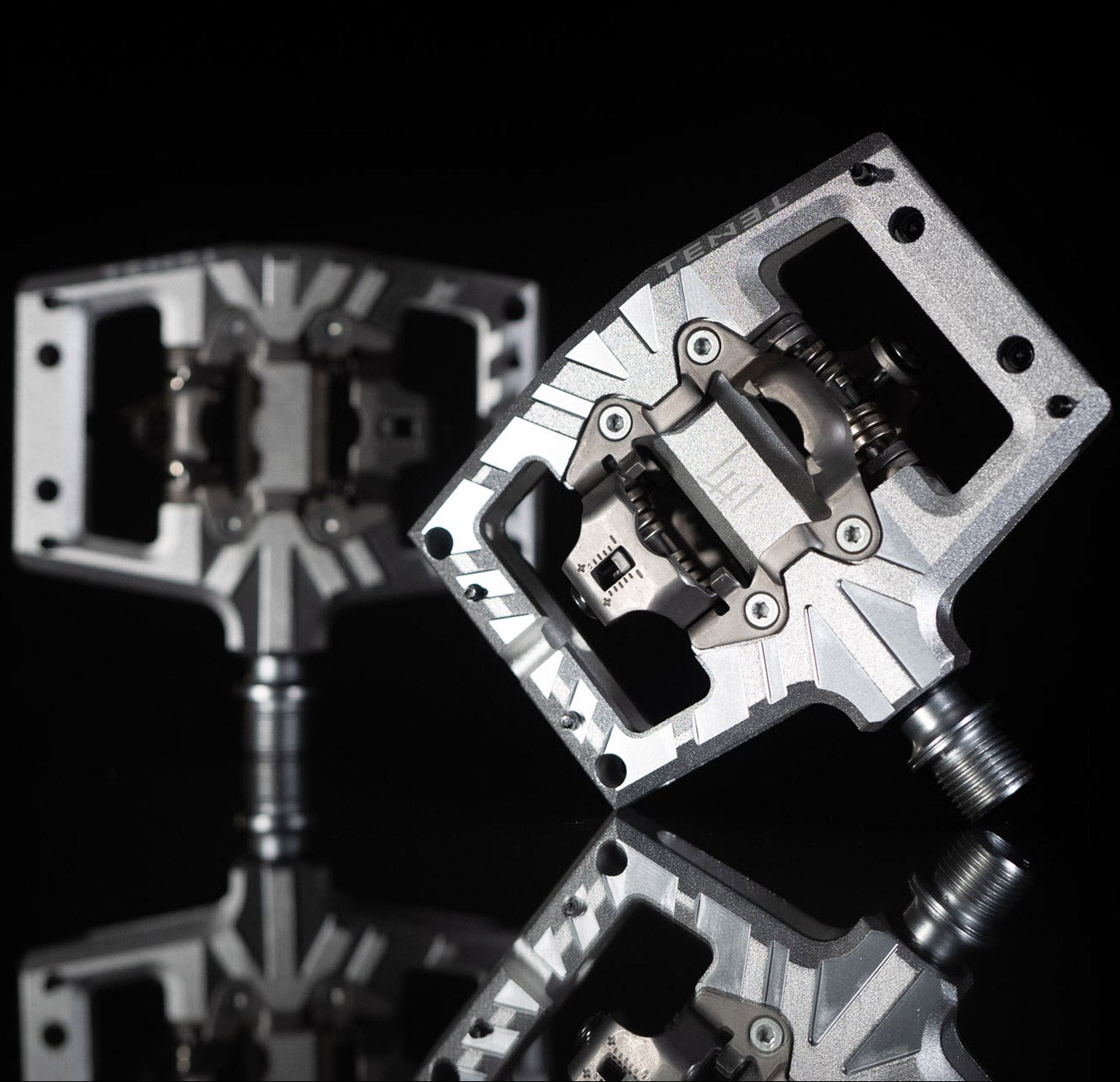 OSIRIS CLIPLESS PEDAL